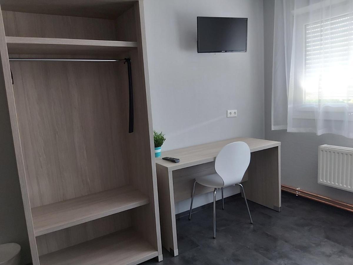 Motel-Stuhr Εξωτερικό φωτογραφία
